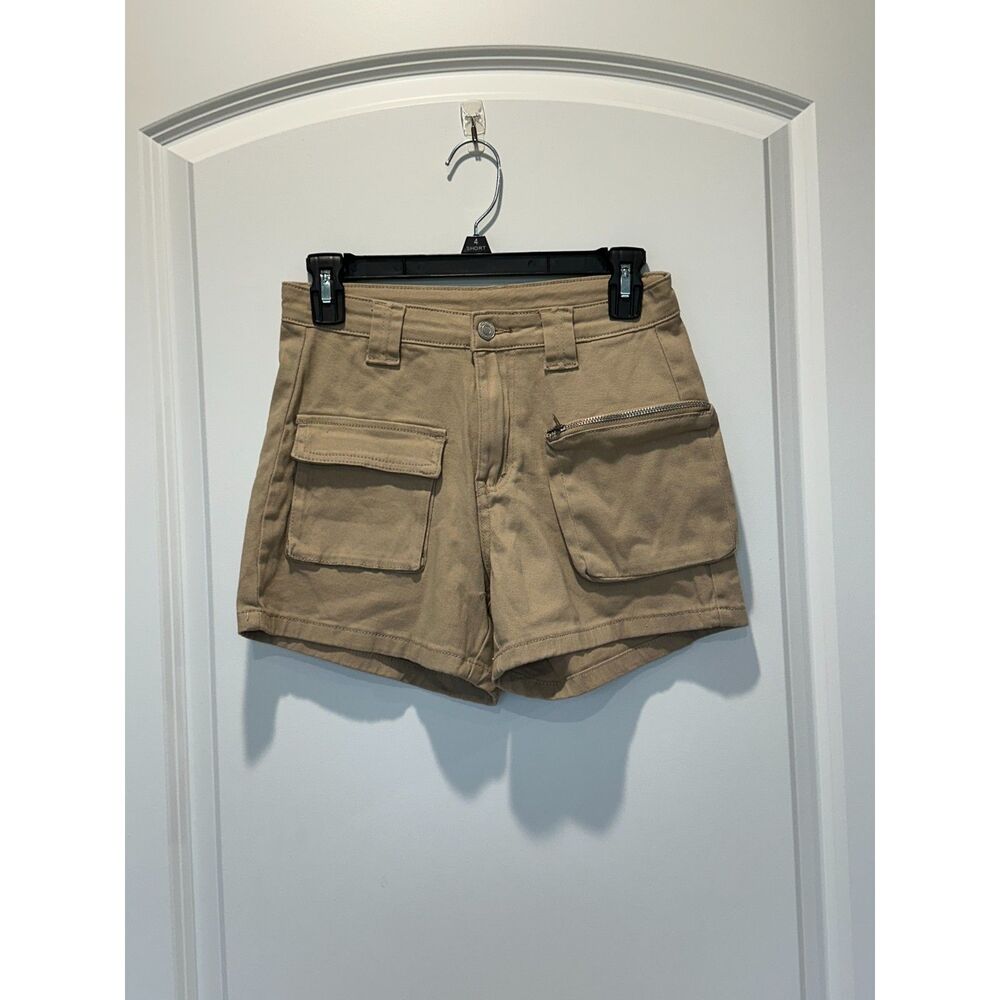 NWT Wayrunz Khaki Tan Cargo Pocket Shorts Size 5